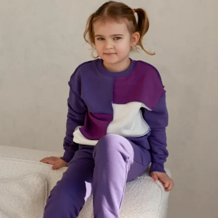 mergaitiskas dzemperis ir kelnes ranku darbo violetines spalvos