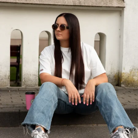 Balti oversize marškinėliai moterims rankų darbo